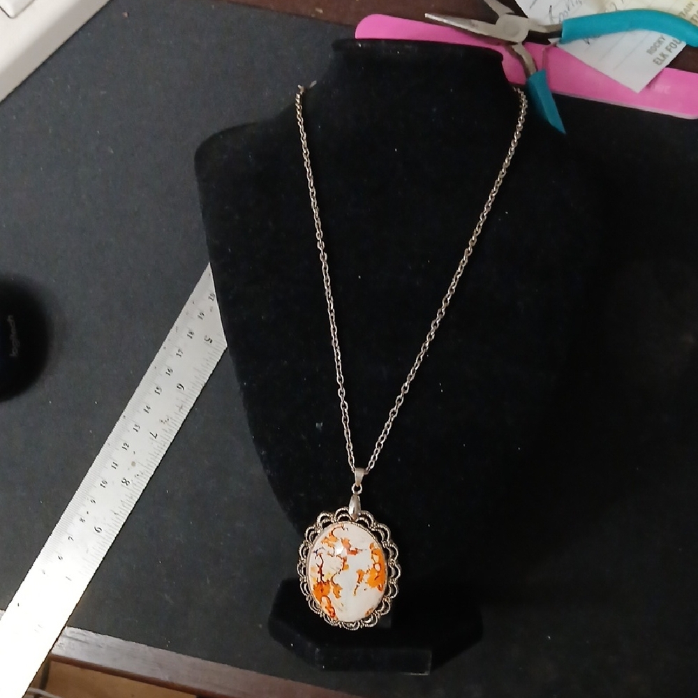 Elegant Orange Pendant Necklace